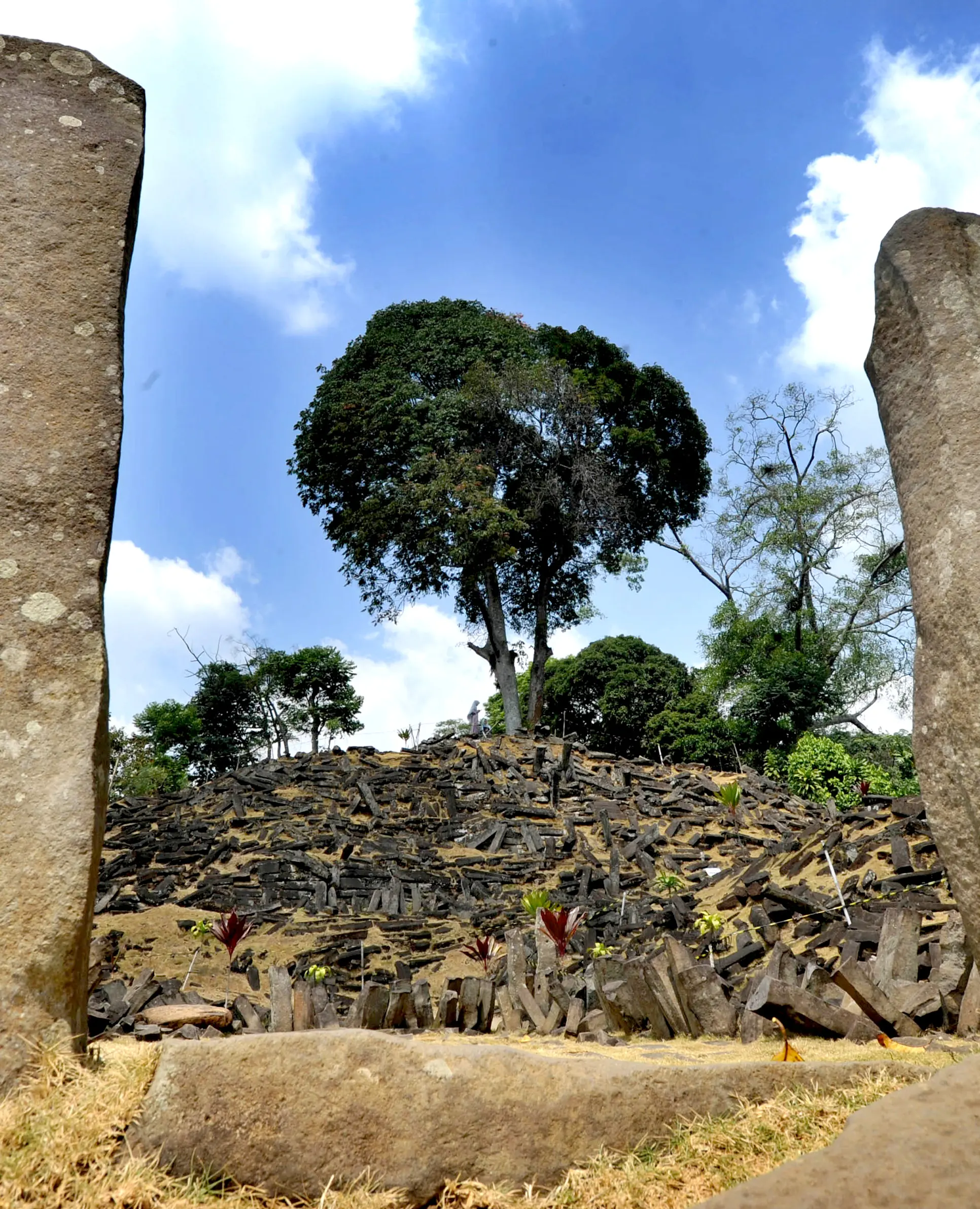 Gunung Padang • X-Heritage • Ancient Sites & Mysteries