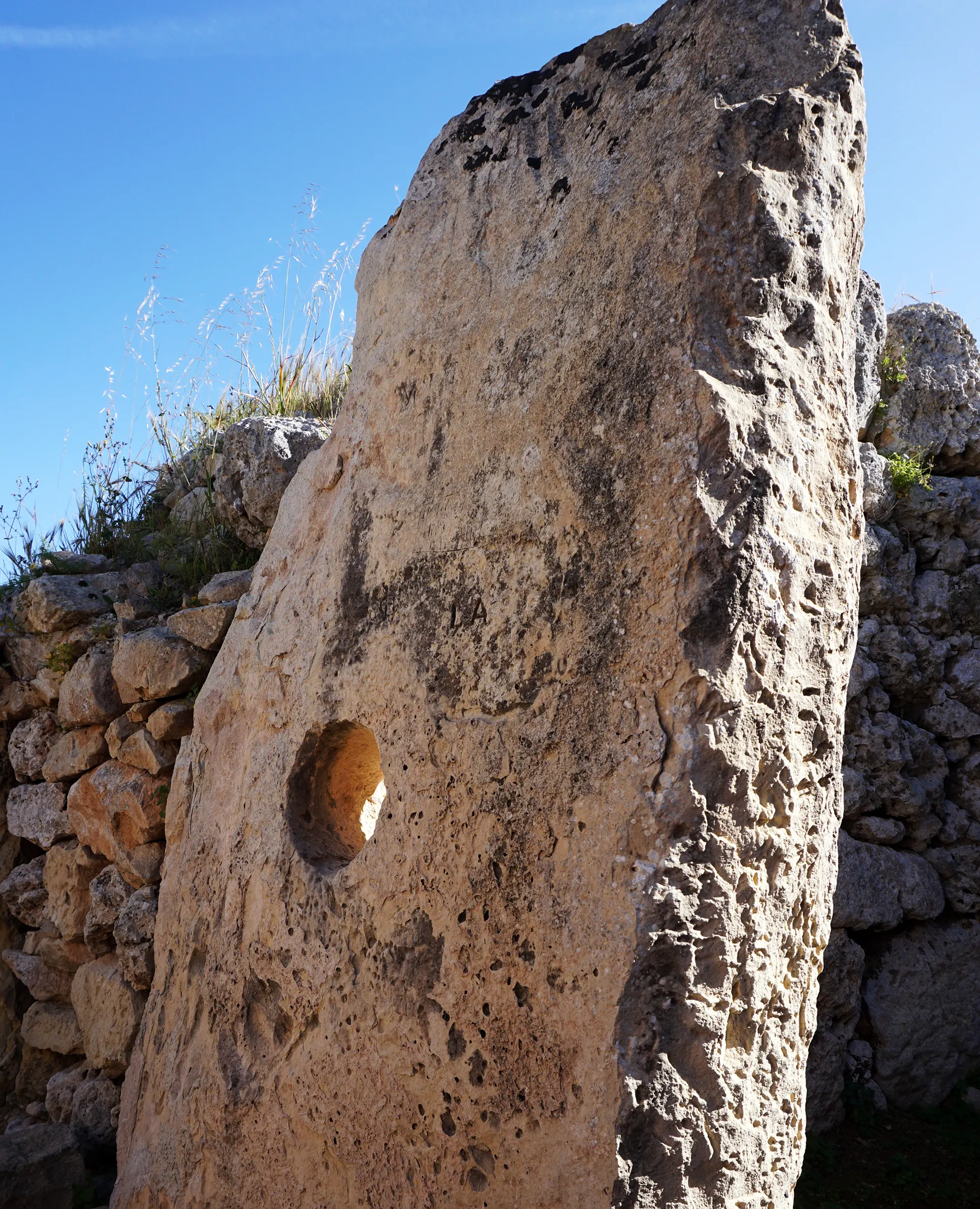 Ggantija Temples - side