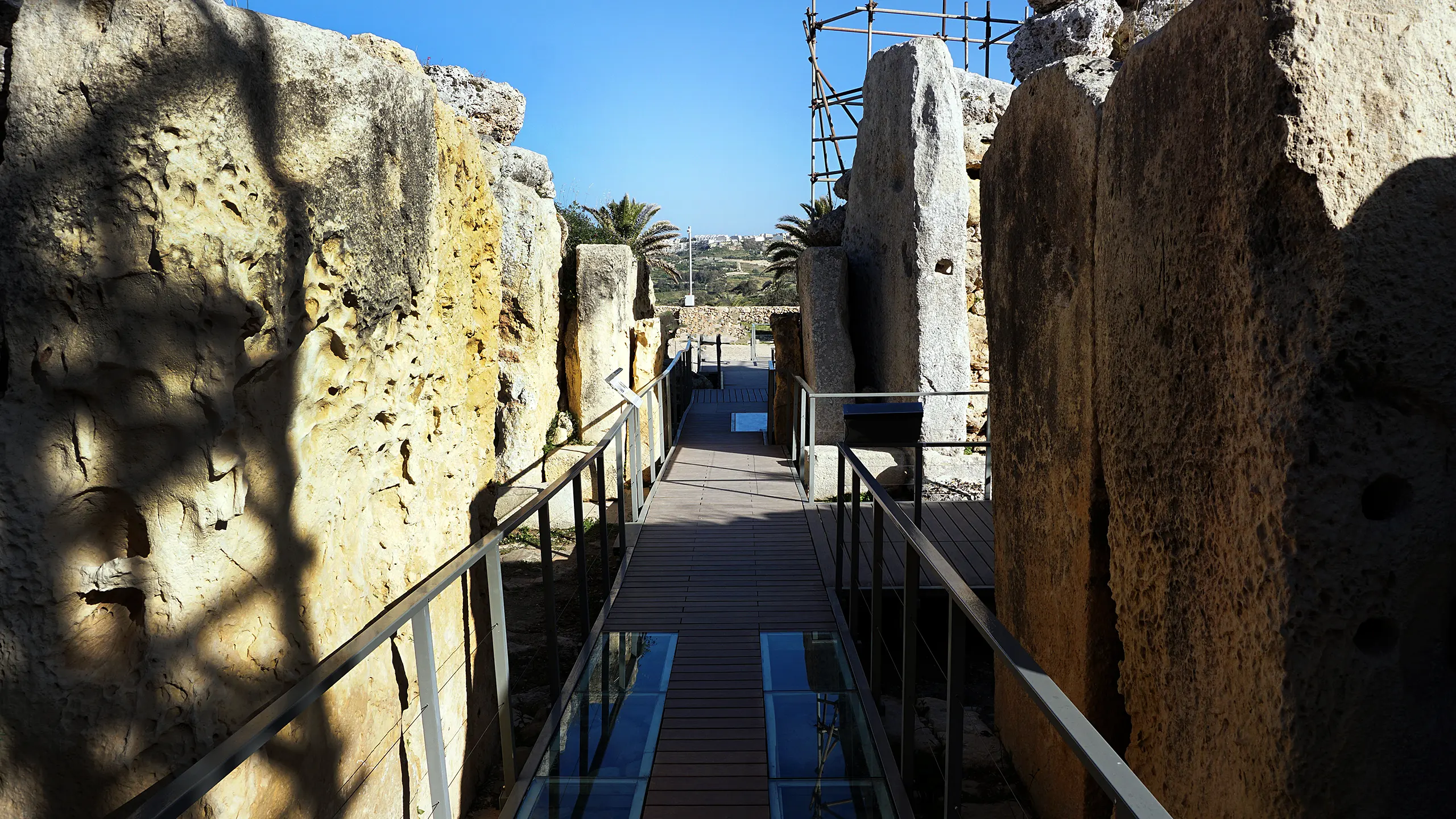Ggantija Temples - slide4